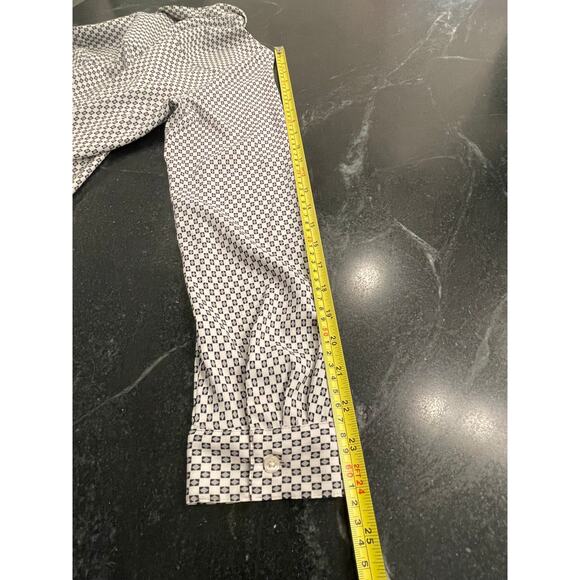 Ann Taylor Tailored button up blouse white and gray diamond Med - Picture 7 of 10